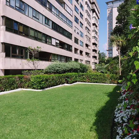 아파트 Coqueto Con Piscina Y Parking By 비고