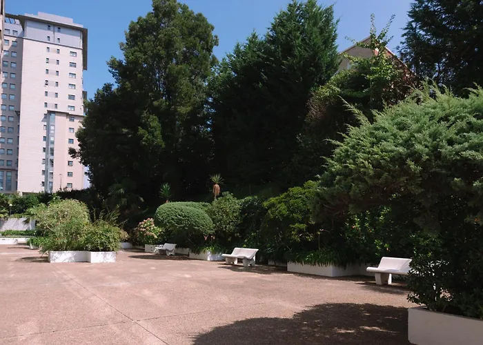 Coqueto Con Piscina Y Parking By Apartmán Vigo